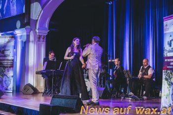 wax.at News