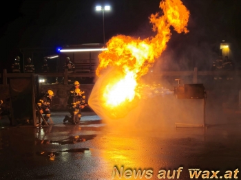 wax.at News