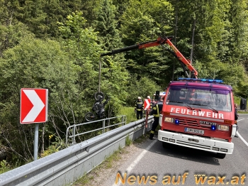 wax.at News