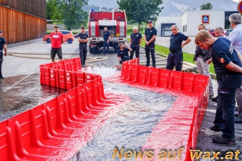 wax.at News