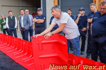 wax.at News