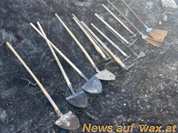 wax.at News